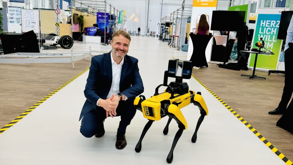 Ansgar in ARENA2036 with Spot